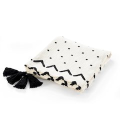 Avant-Garde Black/White Chevron/Dot Hand-Woven All-Natural Cotton Throw Blanket