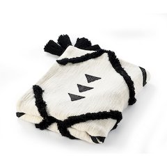 Avant-Garde Black/White Diamond Hand-Woven All-Natural Cotton Throw Blanket
