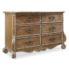 Hooker Furniture Chatelet 6 Drawer Dresser in Caramel Froth
