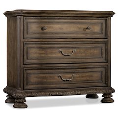 Hooker Furniture Rhapsody 3-Drawer Bachelor's Chest in Rustic Walnut