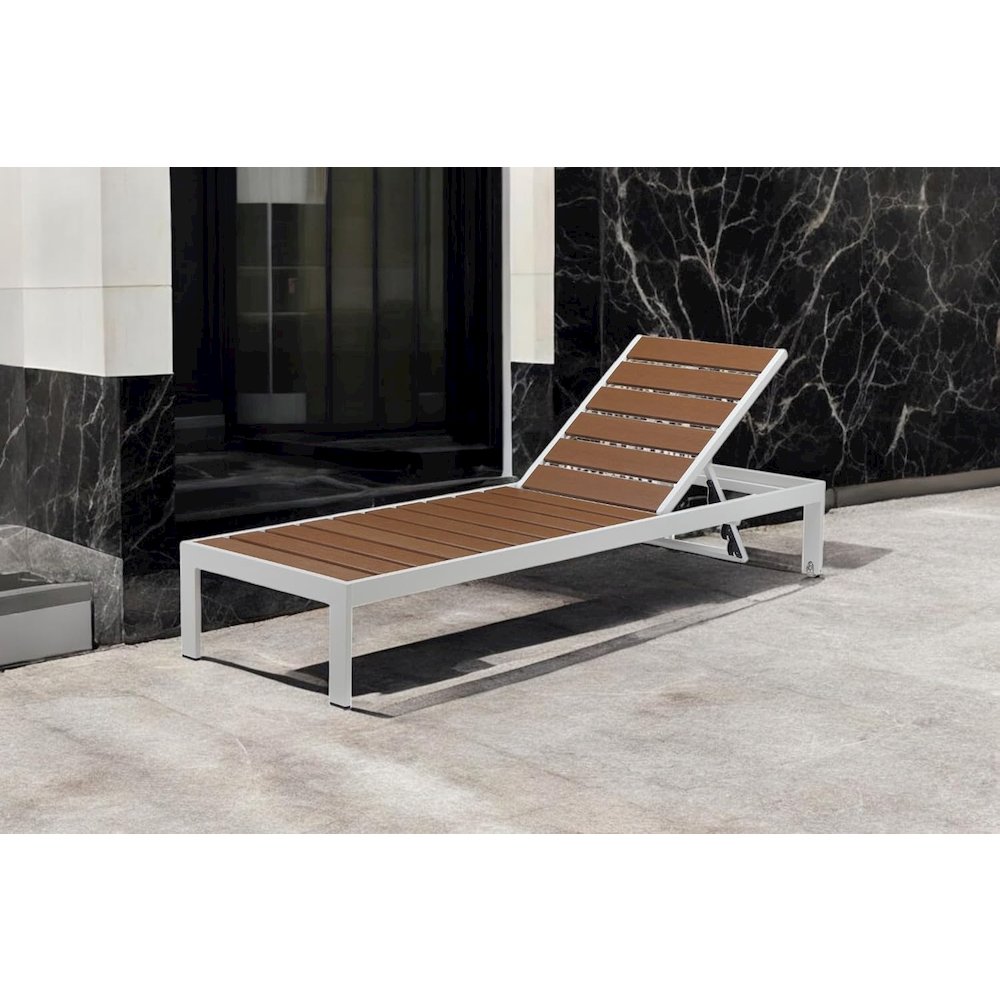 Joseph Lounger, Teak In Aluminum, Polyresin. Picture 2