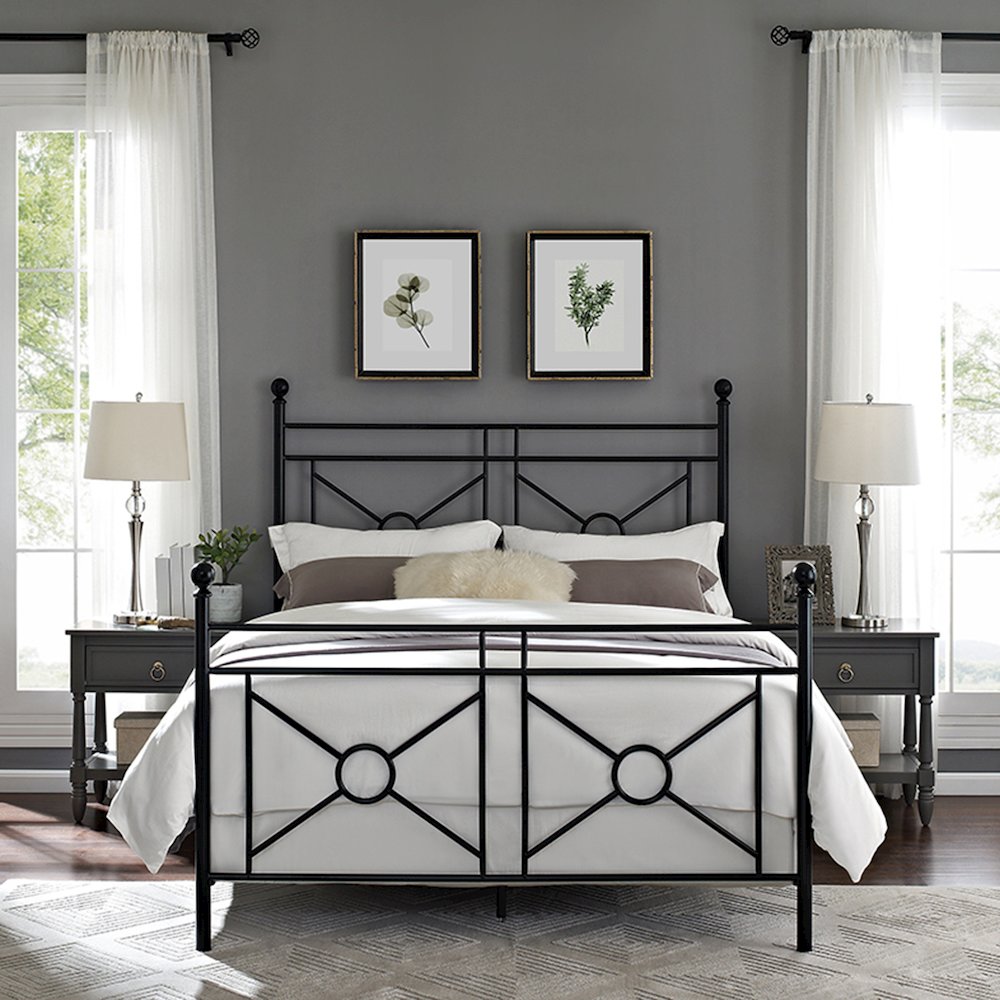 Montgomery Queen Bed. Picture 5