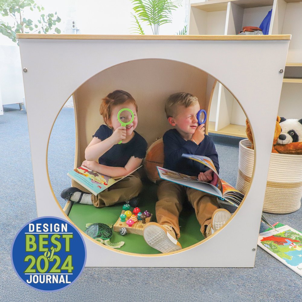 Play House Cube With Floor Mat in Natural UV and White Color. Picture 1