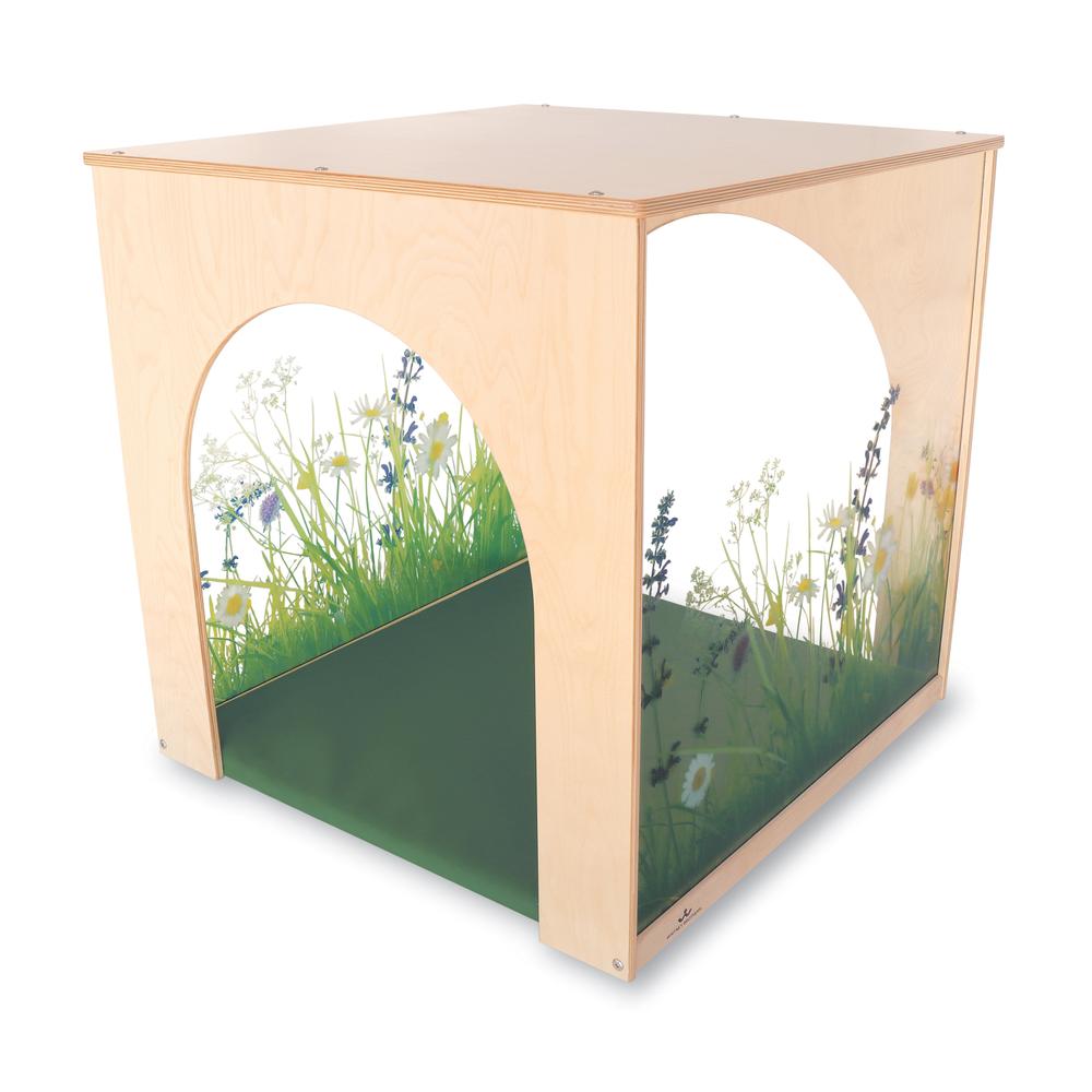 Nature View Playhouse Cube and Mat Set. Picture 1
