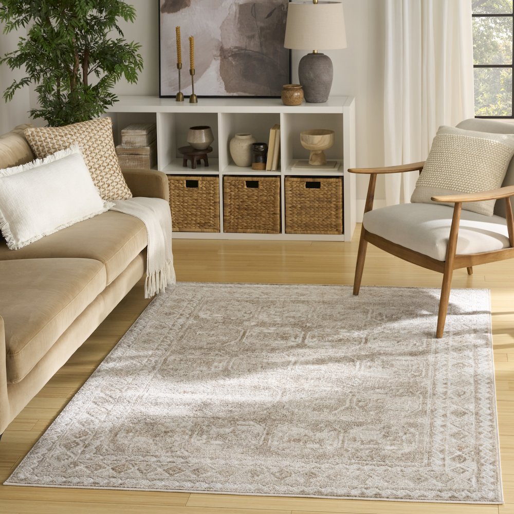 Nourison Home Dekor Area Rug. Picture 2