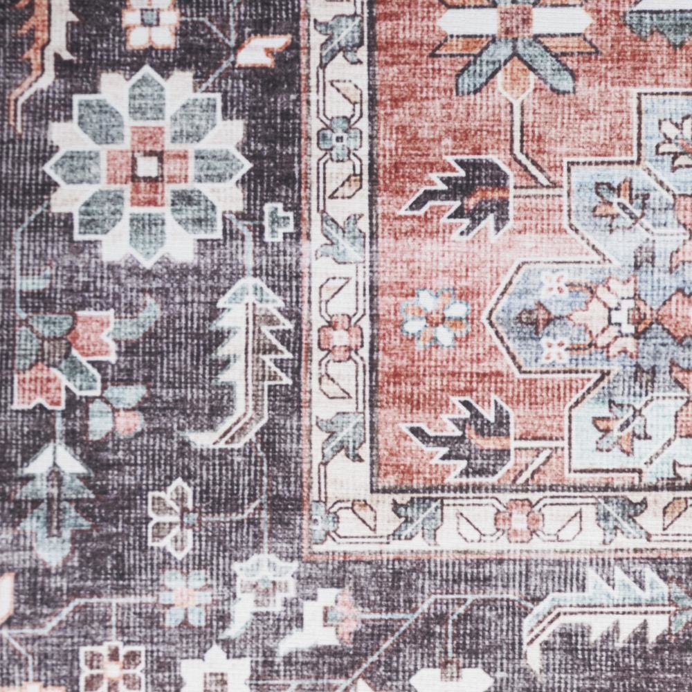 Vintage Runner Area Rug, 5' Runner. Picture 7