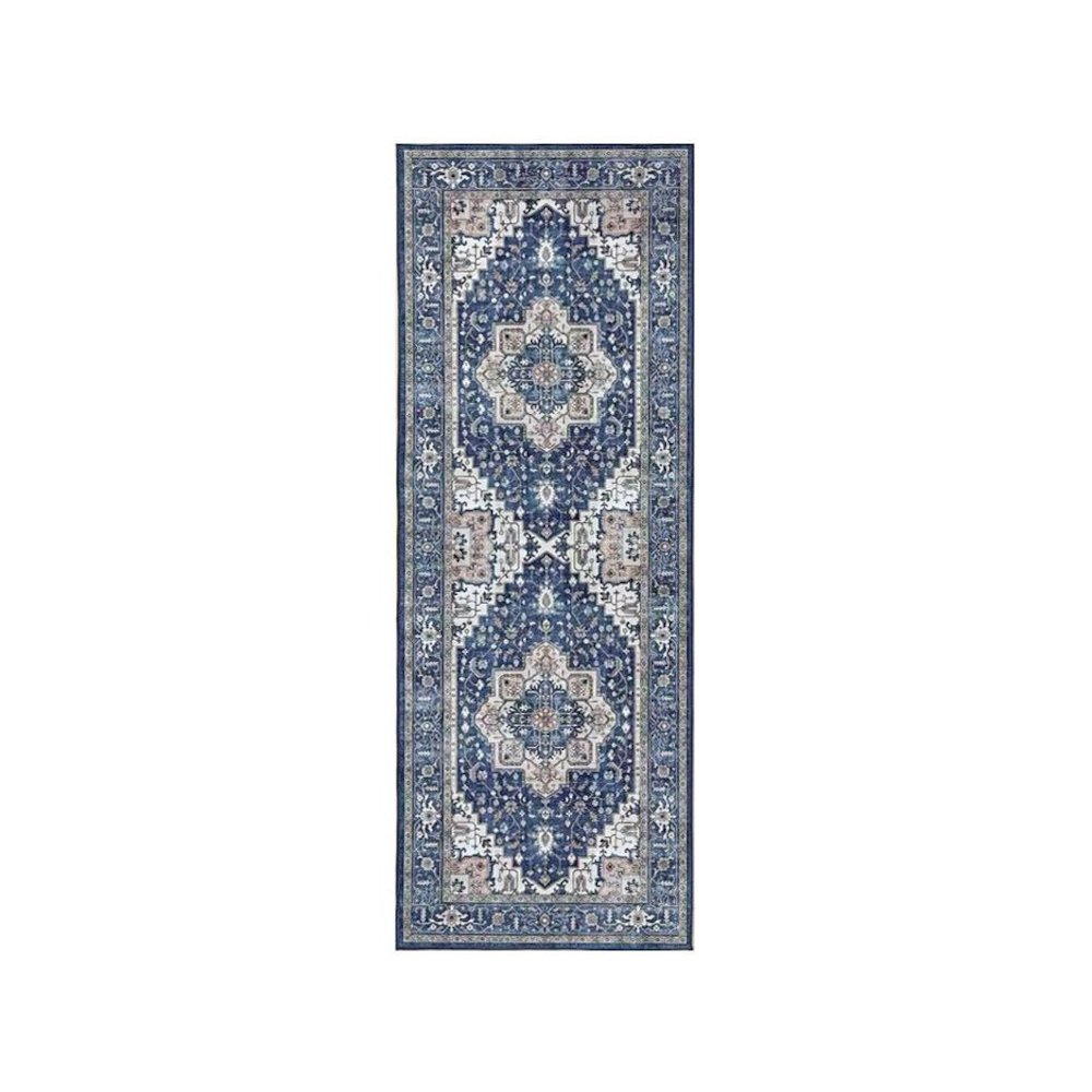Vintage Runner Area Rug, 5' Runner. Picture 1
