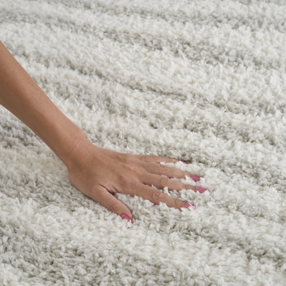 Nourison Home Modern Shag Area Rug. Picture 8