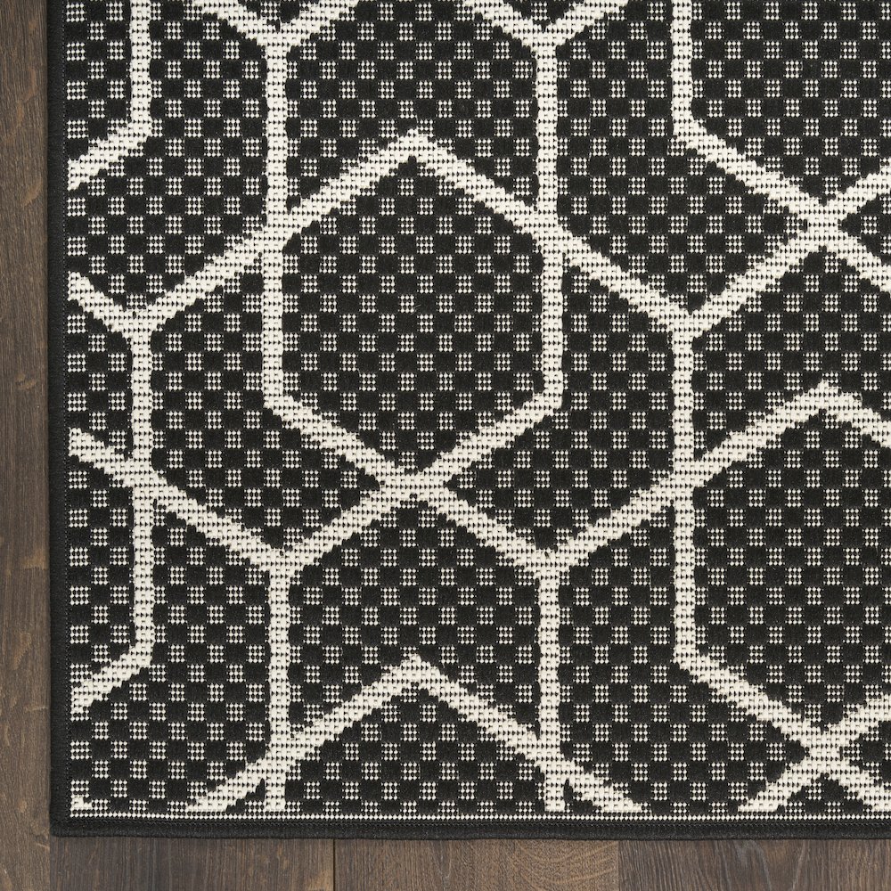 Nourison Home Horizon Indoor/Outdoor Area Rug. Picture 4