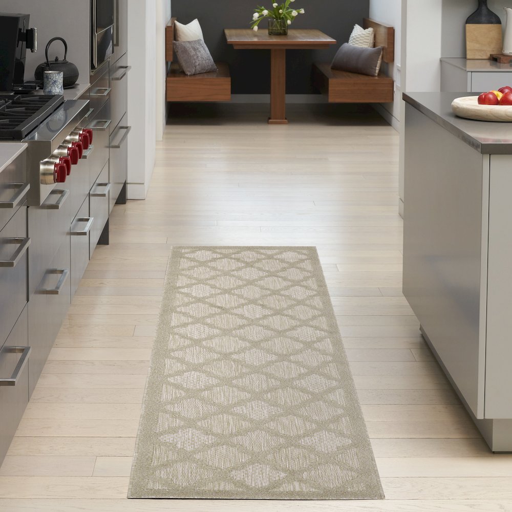 Nourison Home Easy Care Area Rug. Picture 2