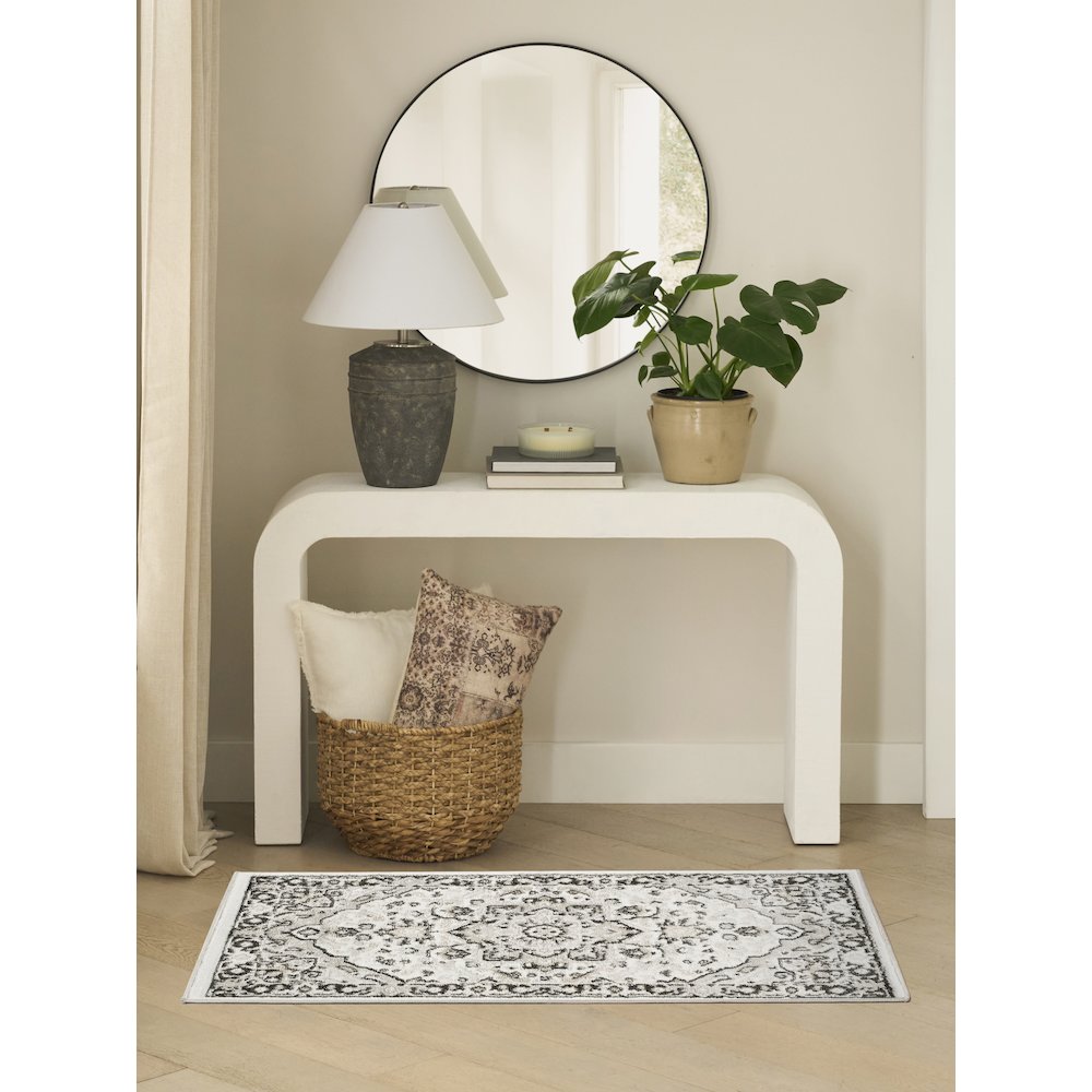 Nourison Home Dekor Area Rug. Picture 2
