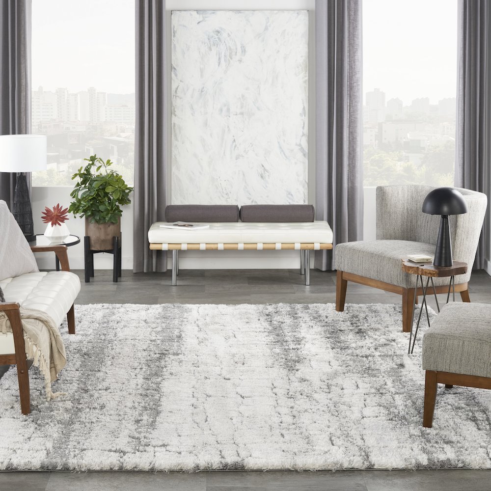 Nourison Home Luxurious Shag Area Rug. Picture 9