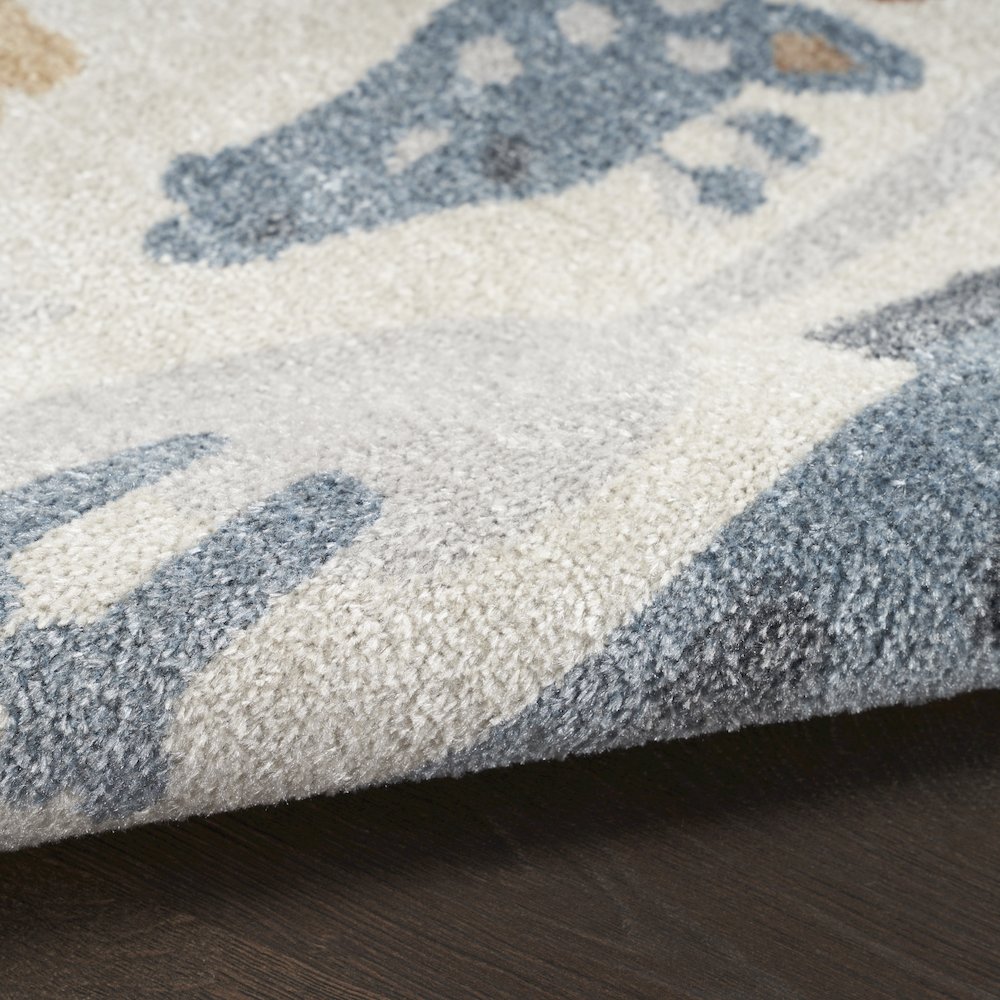 Nourison Home Astra Machine Washable Area Rug. Picture 7