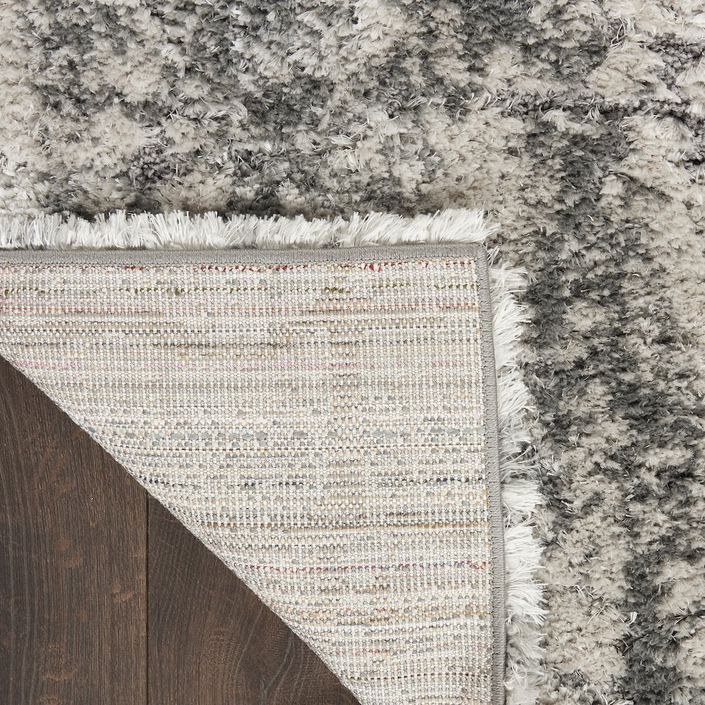 Nourison Home Luxurious Shag Area Rug. Picture 3