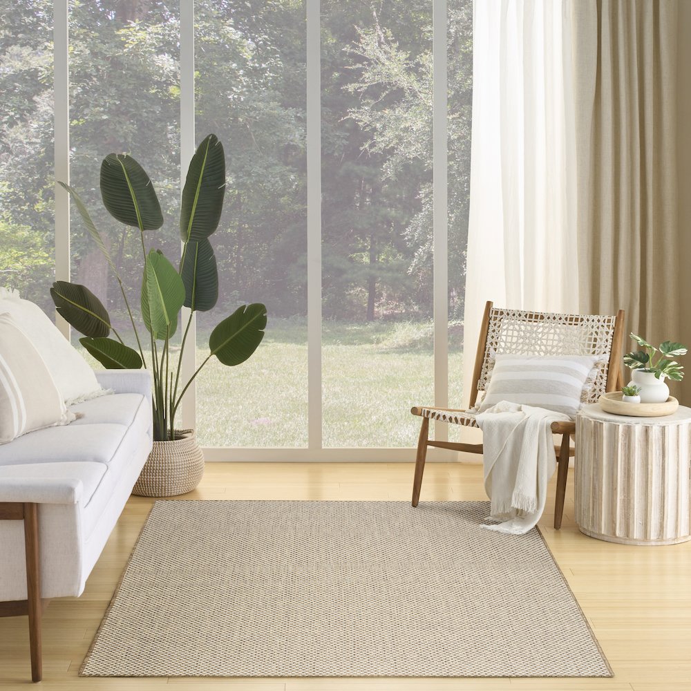 Nourison Home Courtyard Area Rug. Picture 2