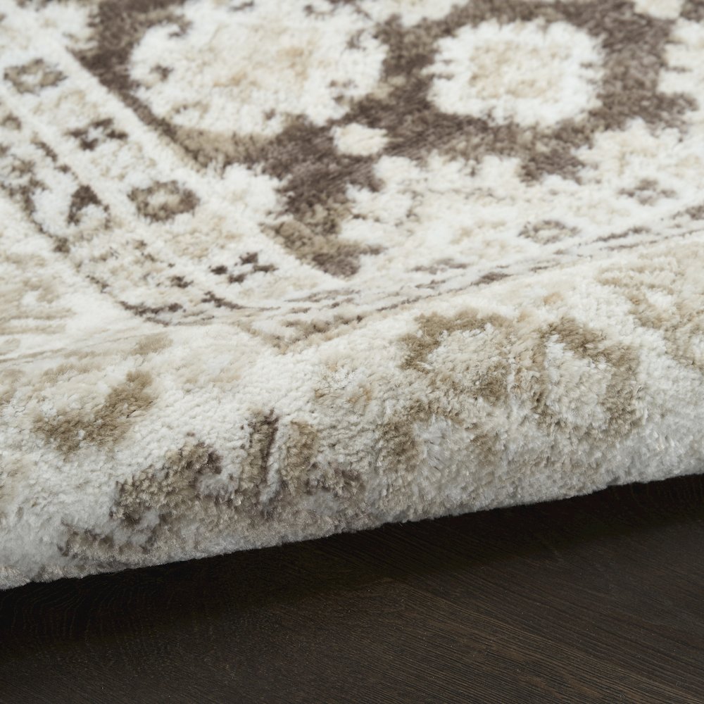 Nourison Home Dekor Area Rug. Picture 7