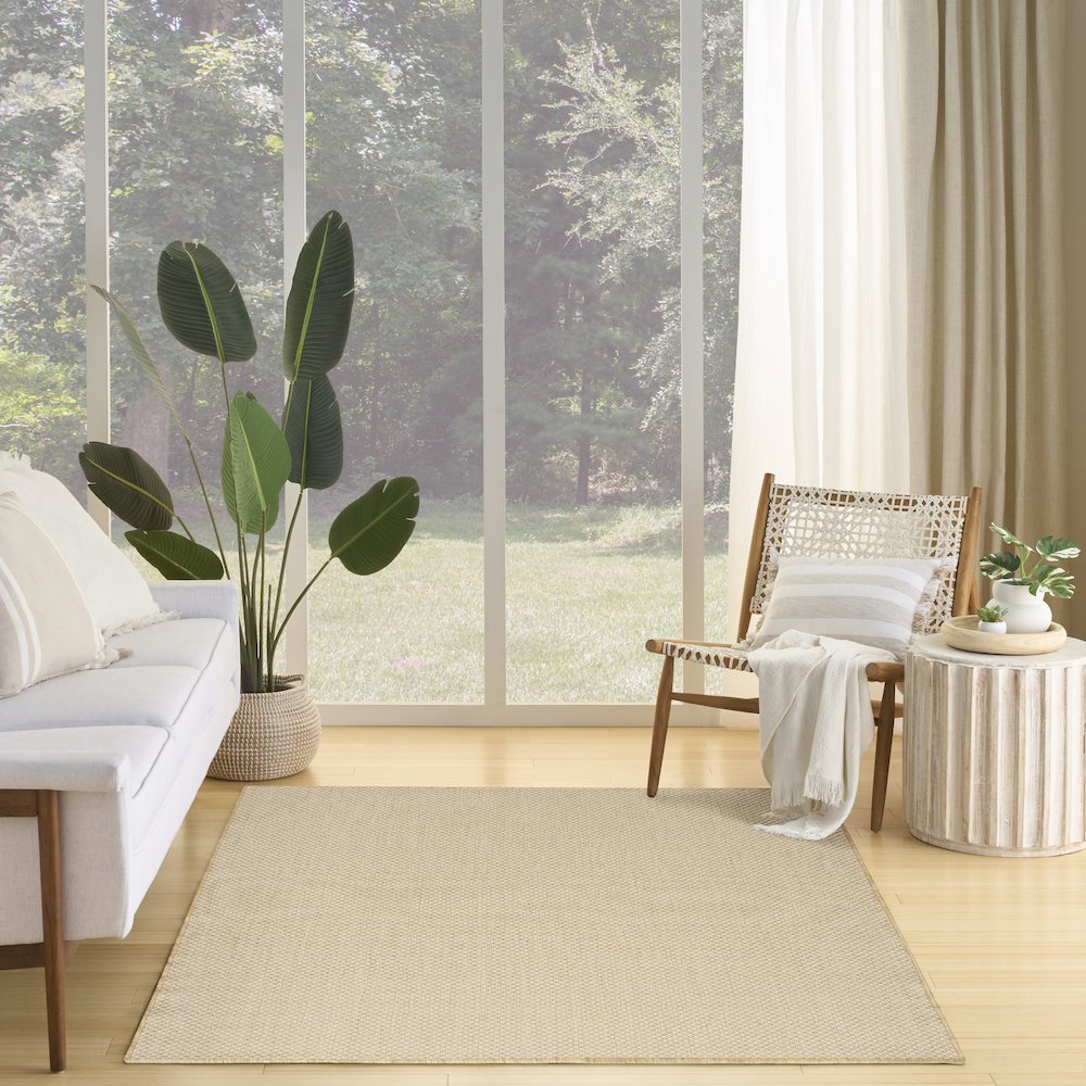 Nourison Home Courtyard Area Rug. Picture 2