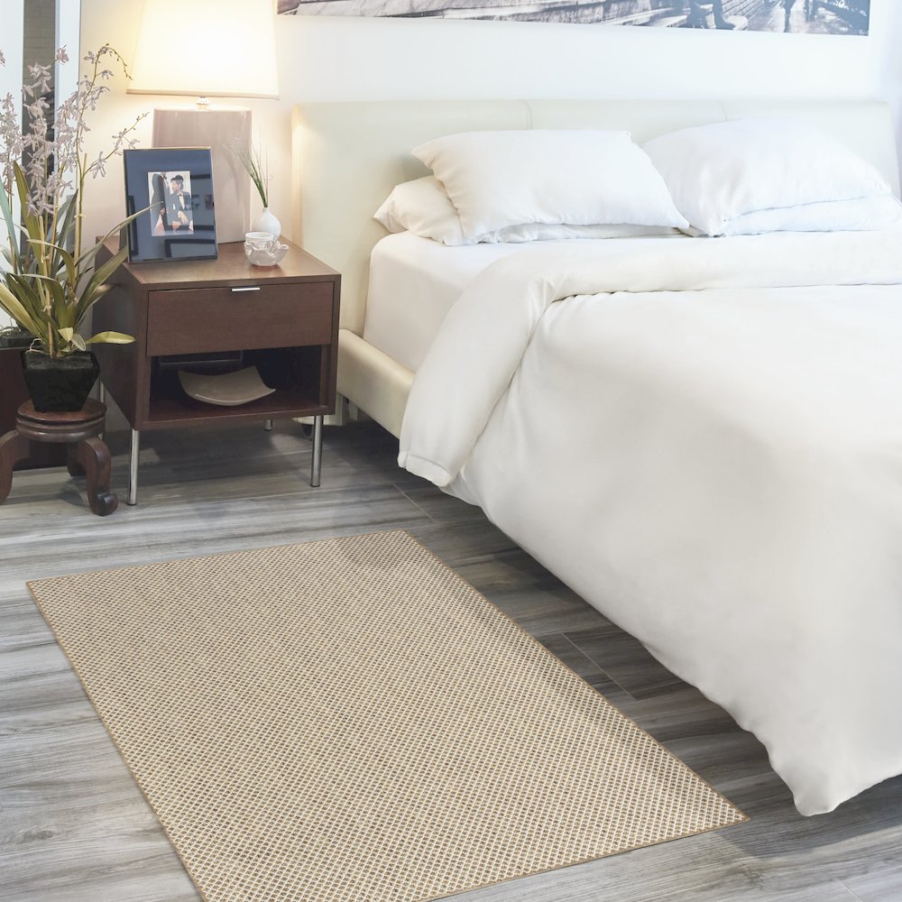 Nourison Home Courtyard Area Rug. Picture 2