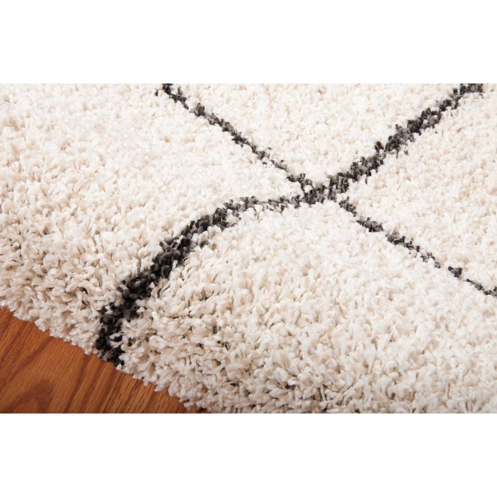 Brisbane Area Rug, Ivory/Charcoal, 8'2" x 10'. Picture 4