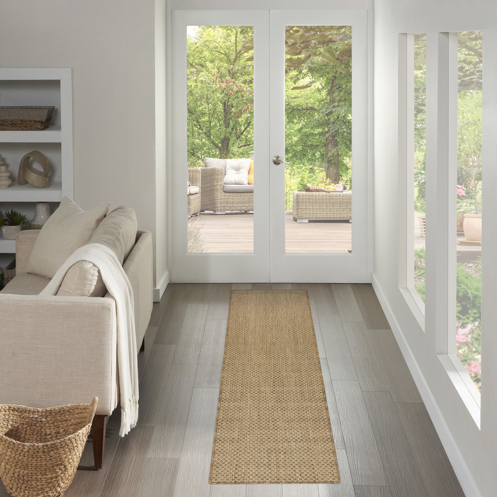 Nourison Home Courtyard Area Rug. Picture 2