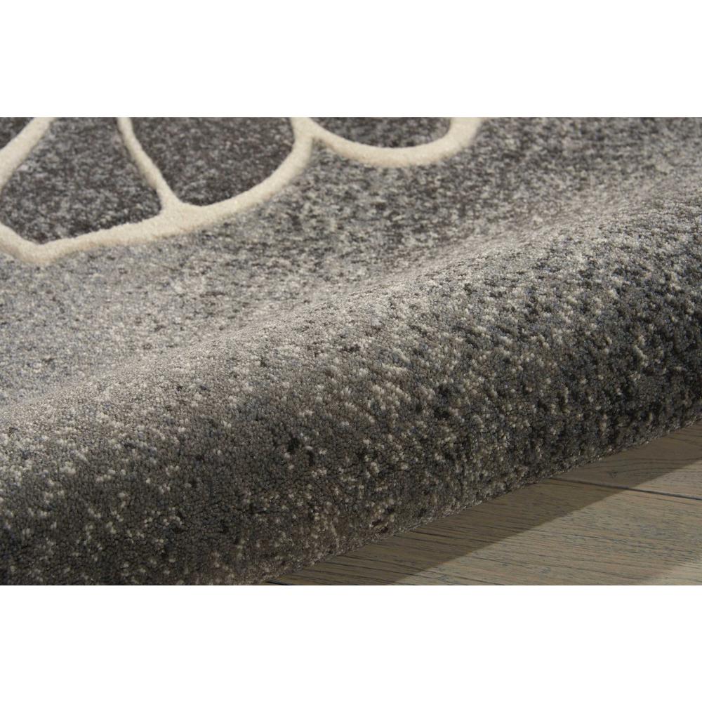 Modern Rectangle Area Rug, 4' x 6'. Picture 4
