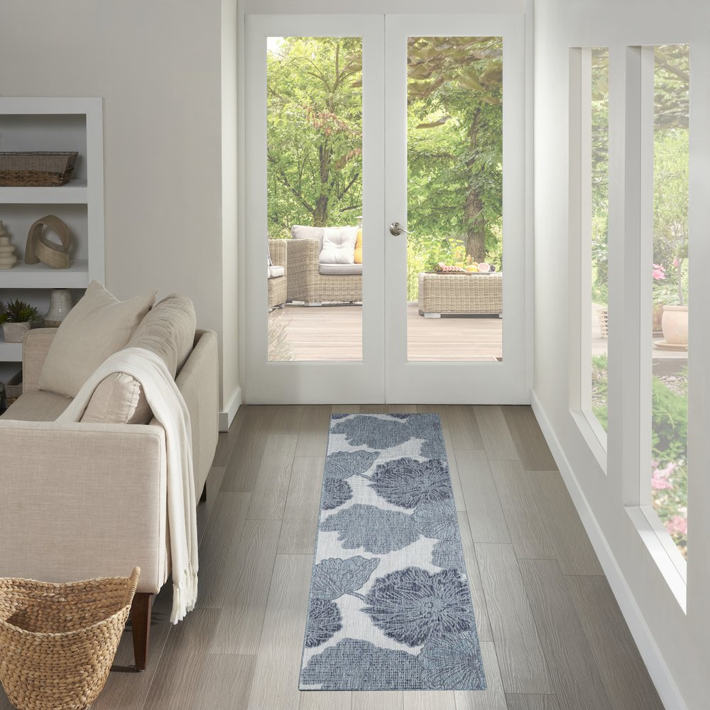 Nourison Home Garden Oasis Area Rug. Picture 2
