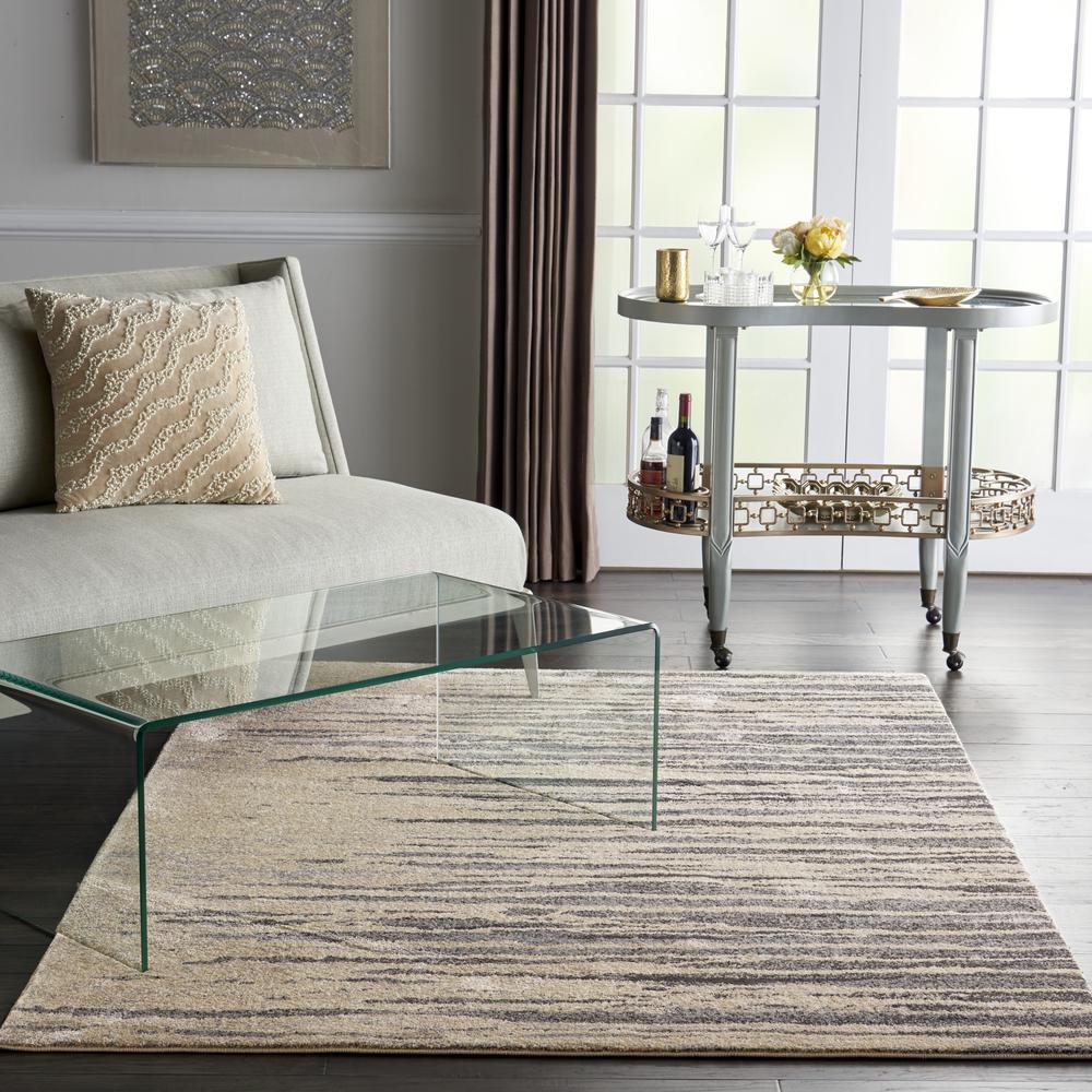 Modern Rectangle Area Rug, 5' x 7'. Picture 11