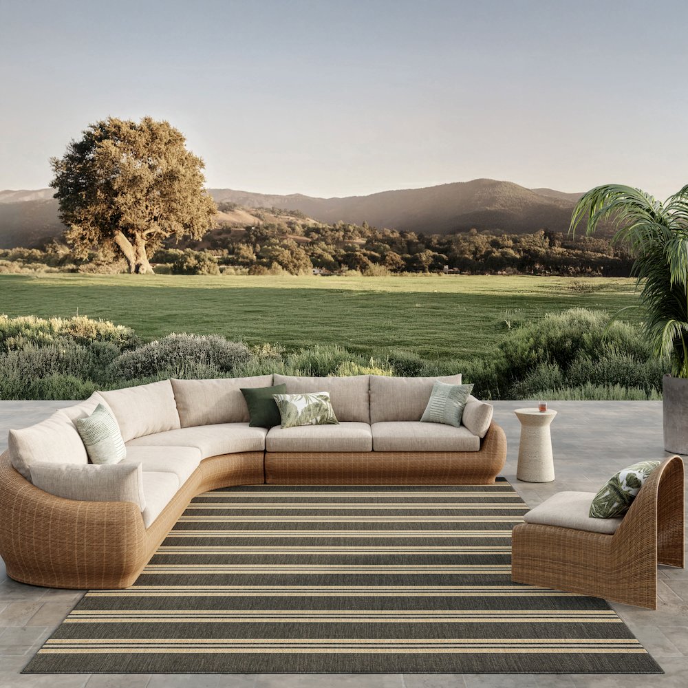 Nourison Home Horizon Indoor/Outdoor Area Rug. Picture 2