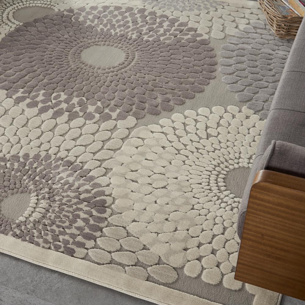 Graphic Illusions Area Rug, Grey, 6'7" x SQUARE. Picture 6