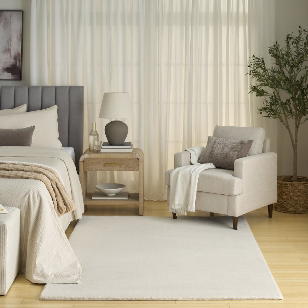 Nourison Home Soft Plush Rabbit Fur Area Rug. Picture 9