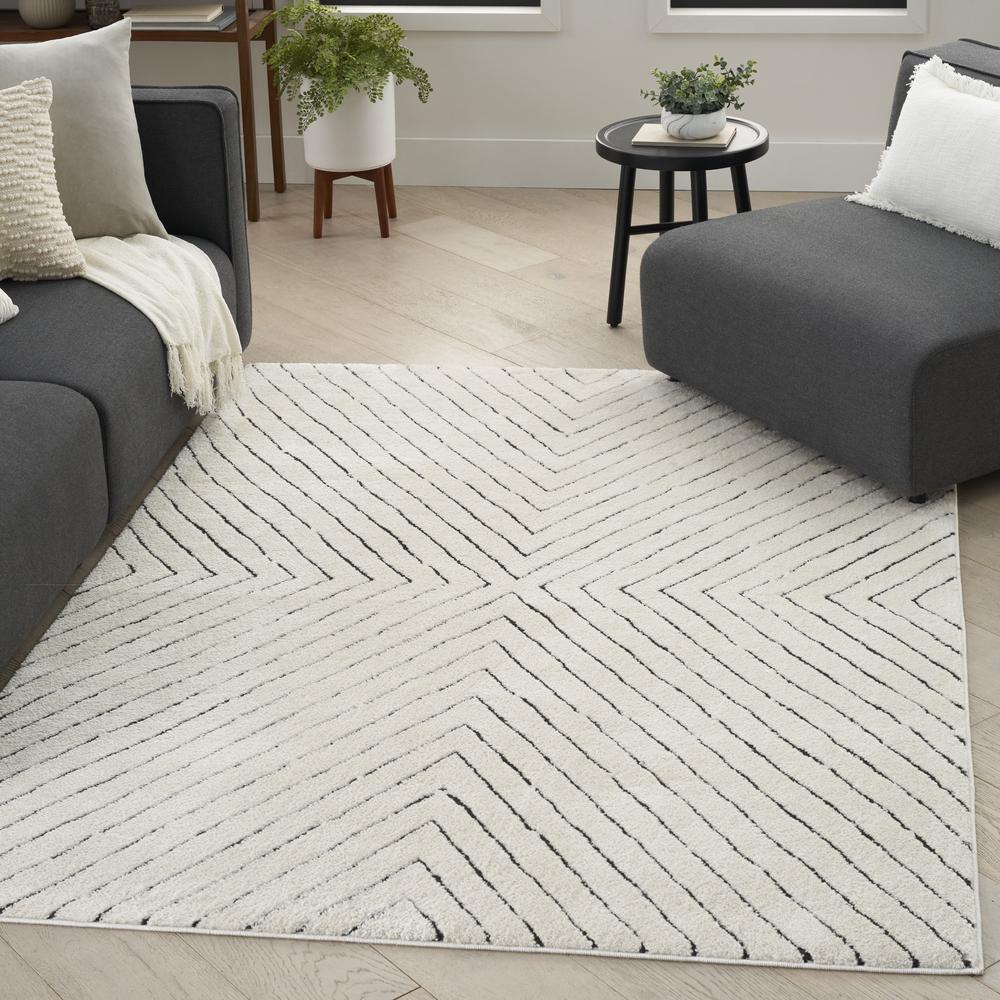 Scandinavian Rectangle Area Rug, 4' x 6'. Picture 2