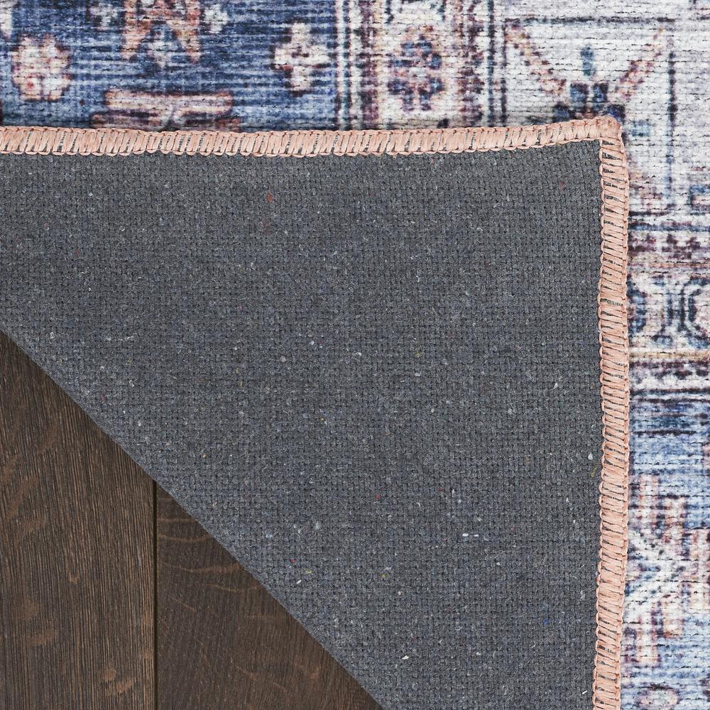 Vintage Rectangle Area Rug, 5' x 7'. Picture 4