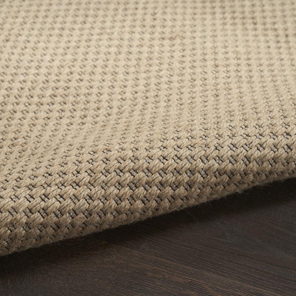 Modern Rectangle Area Rug, 5' x 7'. Picture 7