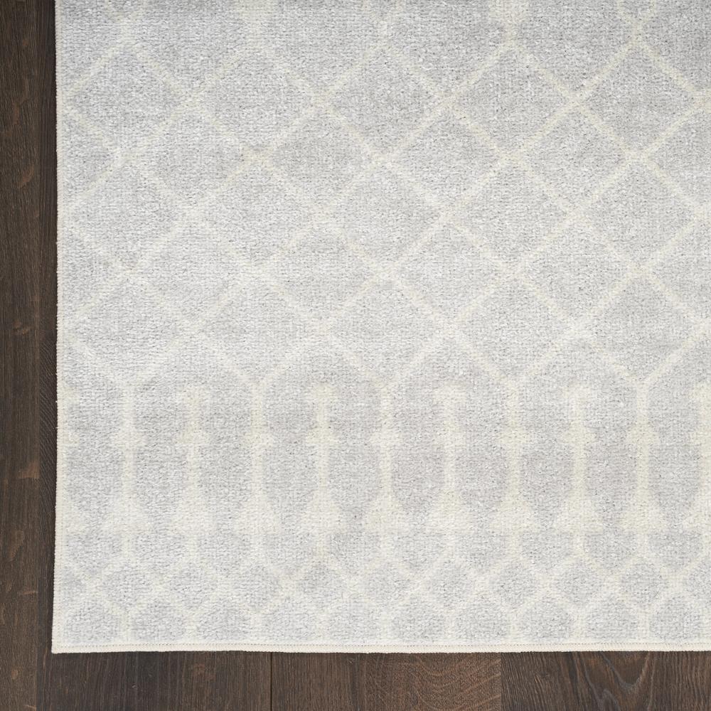 Bohemian Rectangle Area Rug, 4' x 6'. Picture 5
