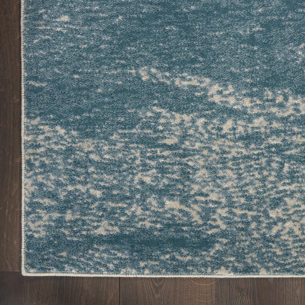 Modern Rectangle Area Rug, 2' x 4'. Picture 4