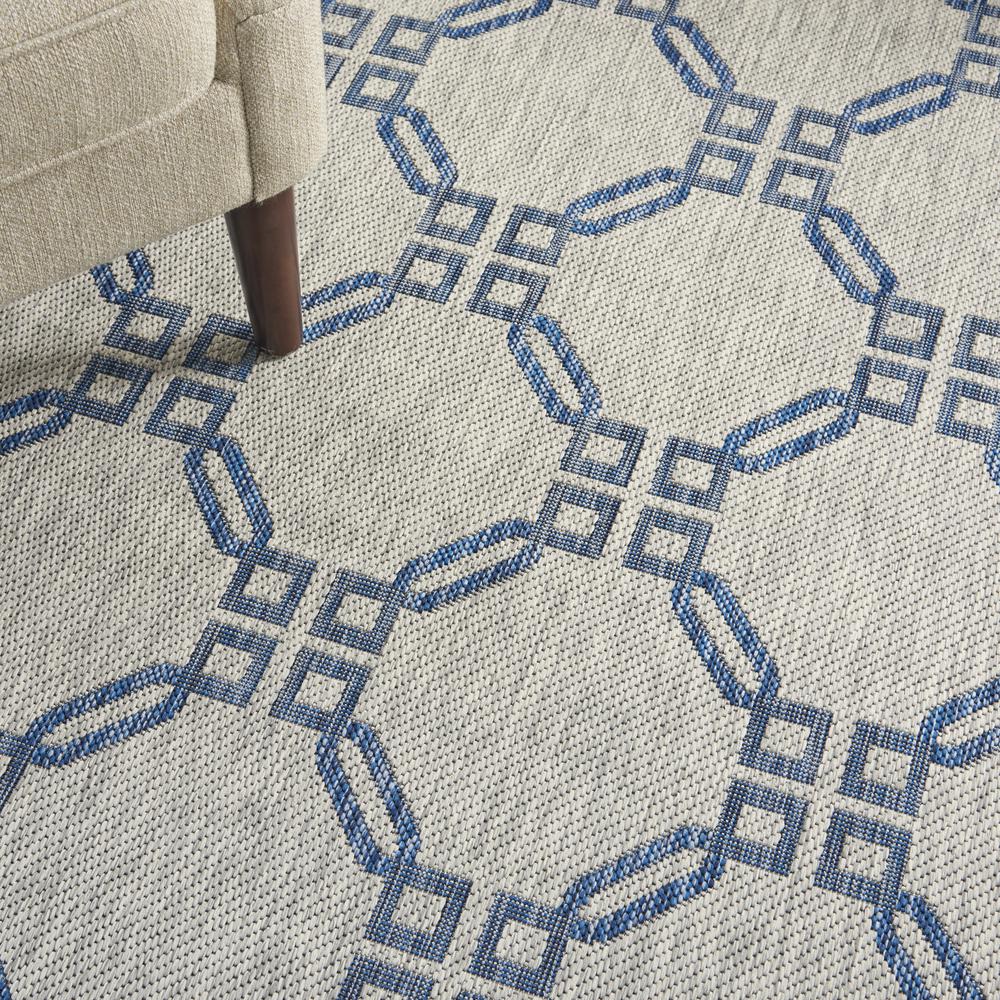 GRD02 Garden Party Ivory Blue Area Rug- 7'10" x round. Picture 8