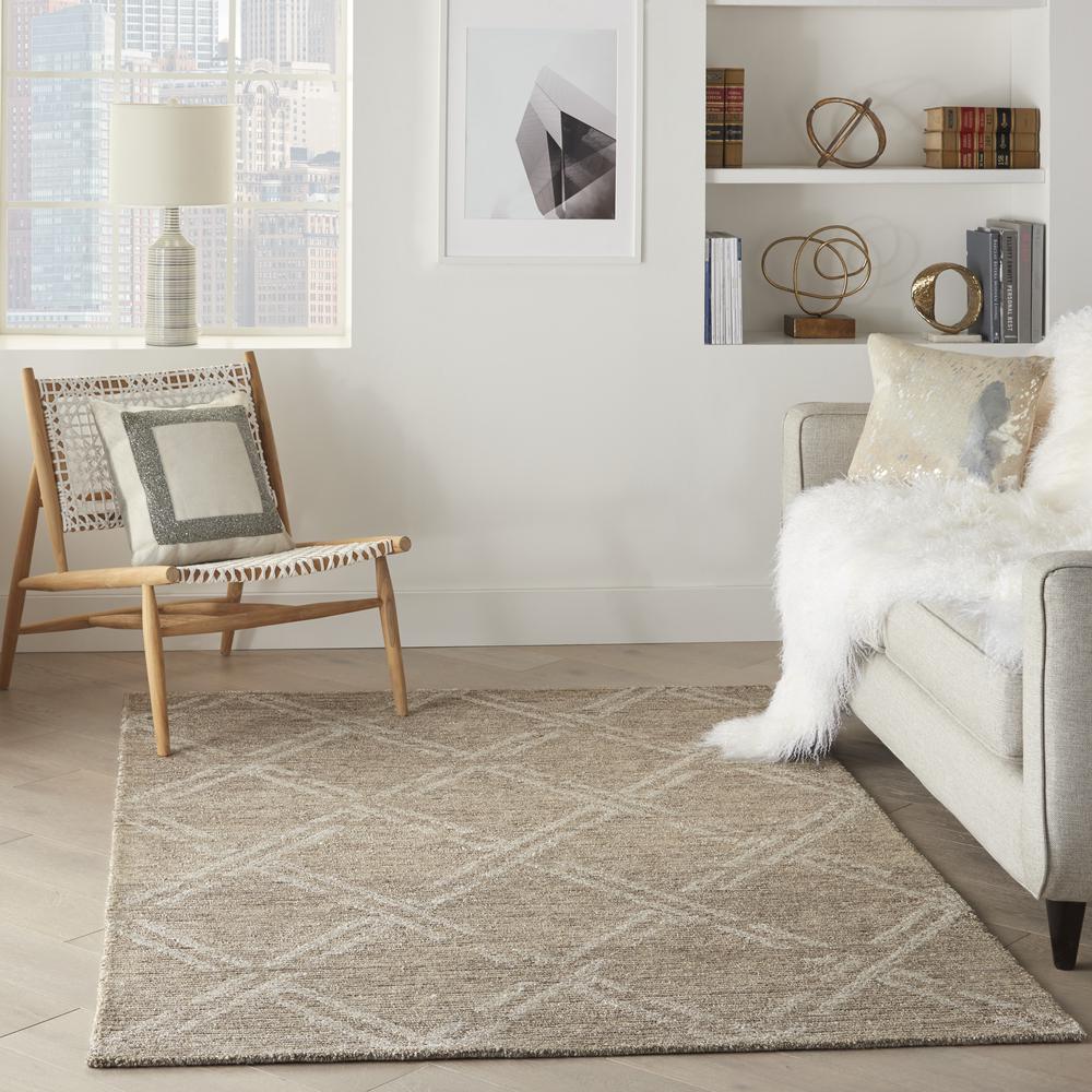 Nourison Venosa Area Rug, Taupe, 5'3" x ROUND, VSN01. Picture 9
