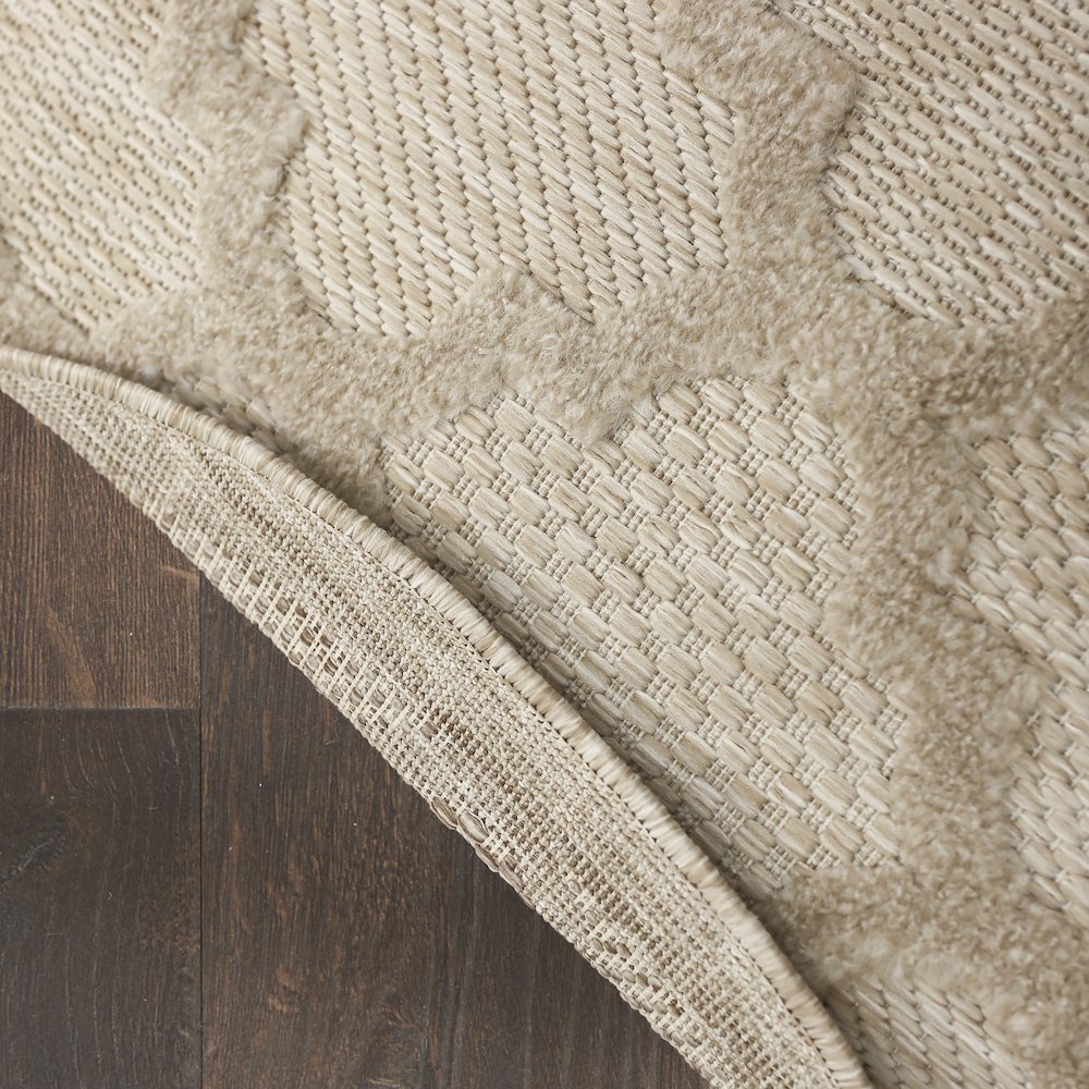 Nourison Home Easy Care Area Rug. Picture 3