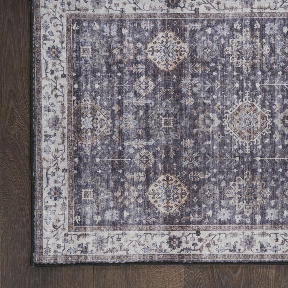 Vintage Runner Area Rug, 5' Runner. Picture 4