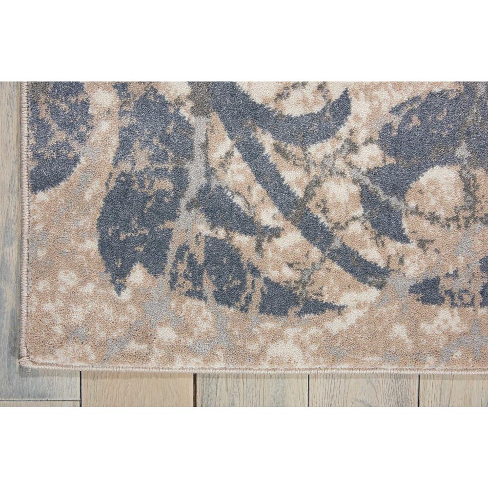 Modern Rectangle Area Rug, 4' x 6'. Picture 3