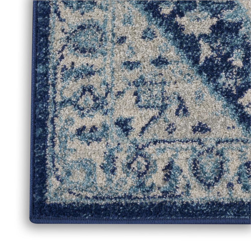 Vintage Rectangle Area Rug, 2' x 4'. Picture 6
