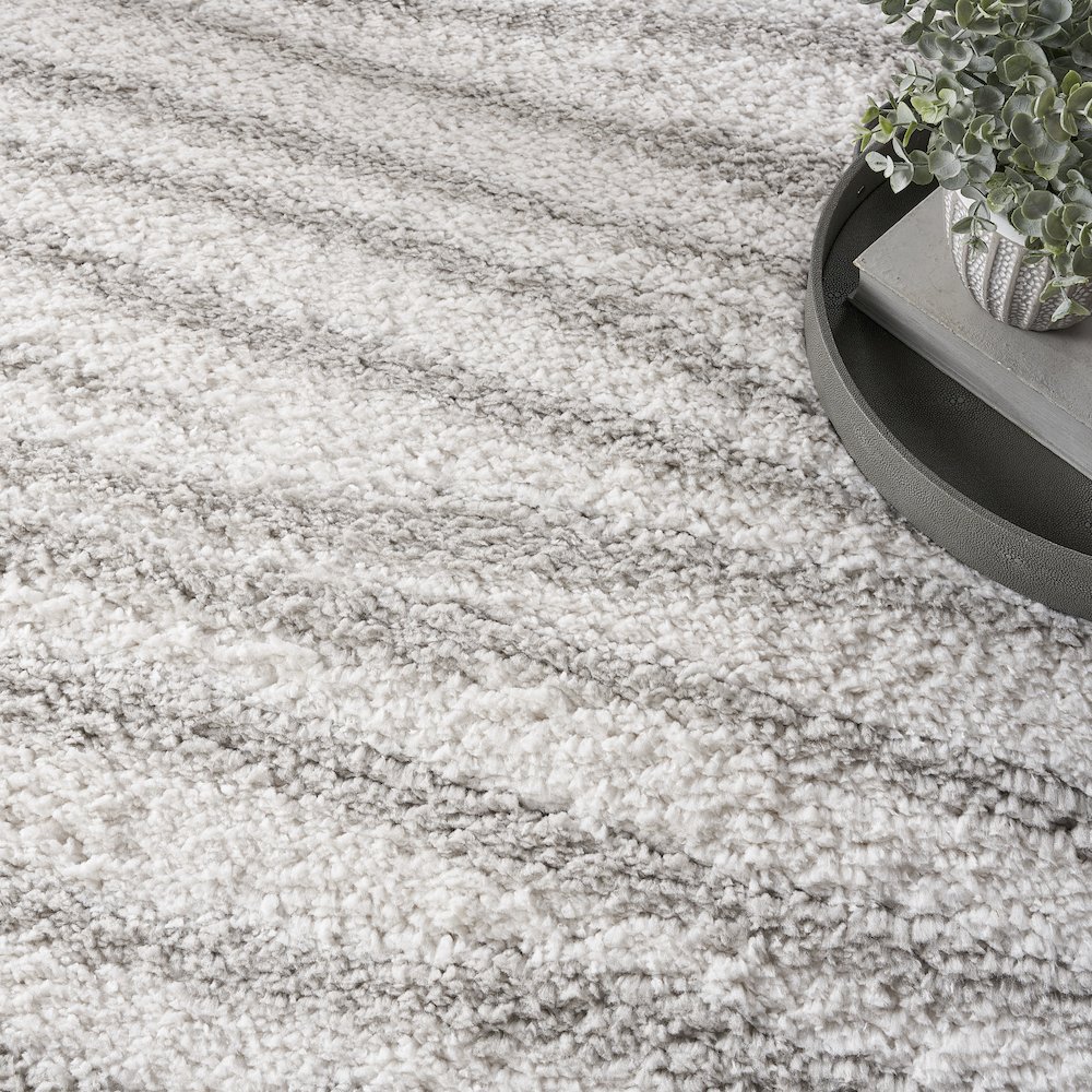 Nourison Home Modern Shag Area Rug. Picture 8