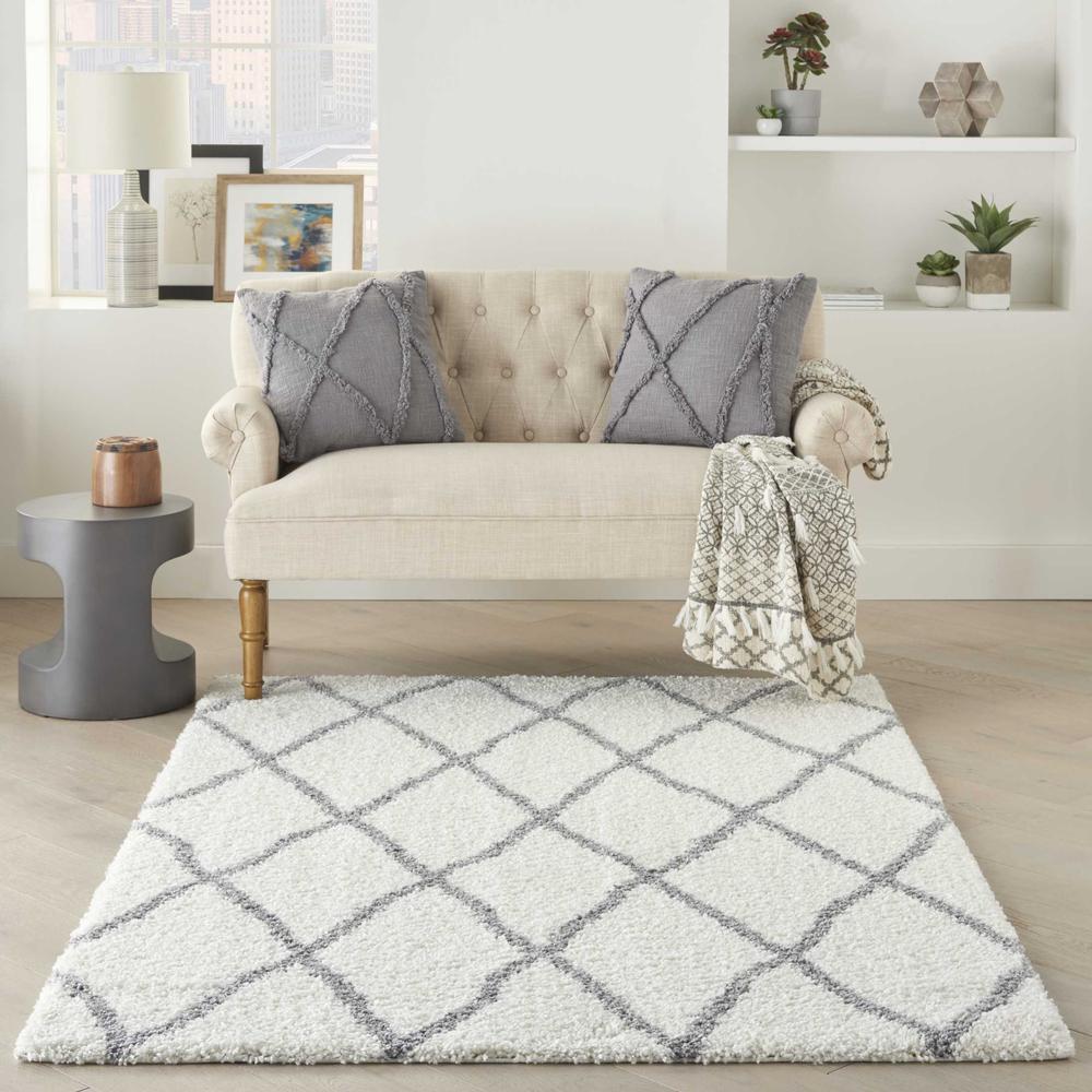 SHI02 Shangri-La Ivory/Light Grey Area Rug- 5' x 7'. Picture 2