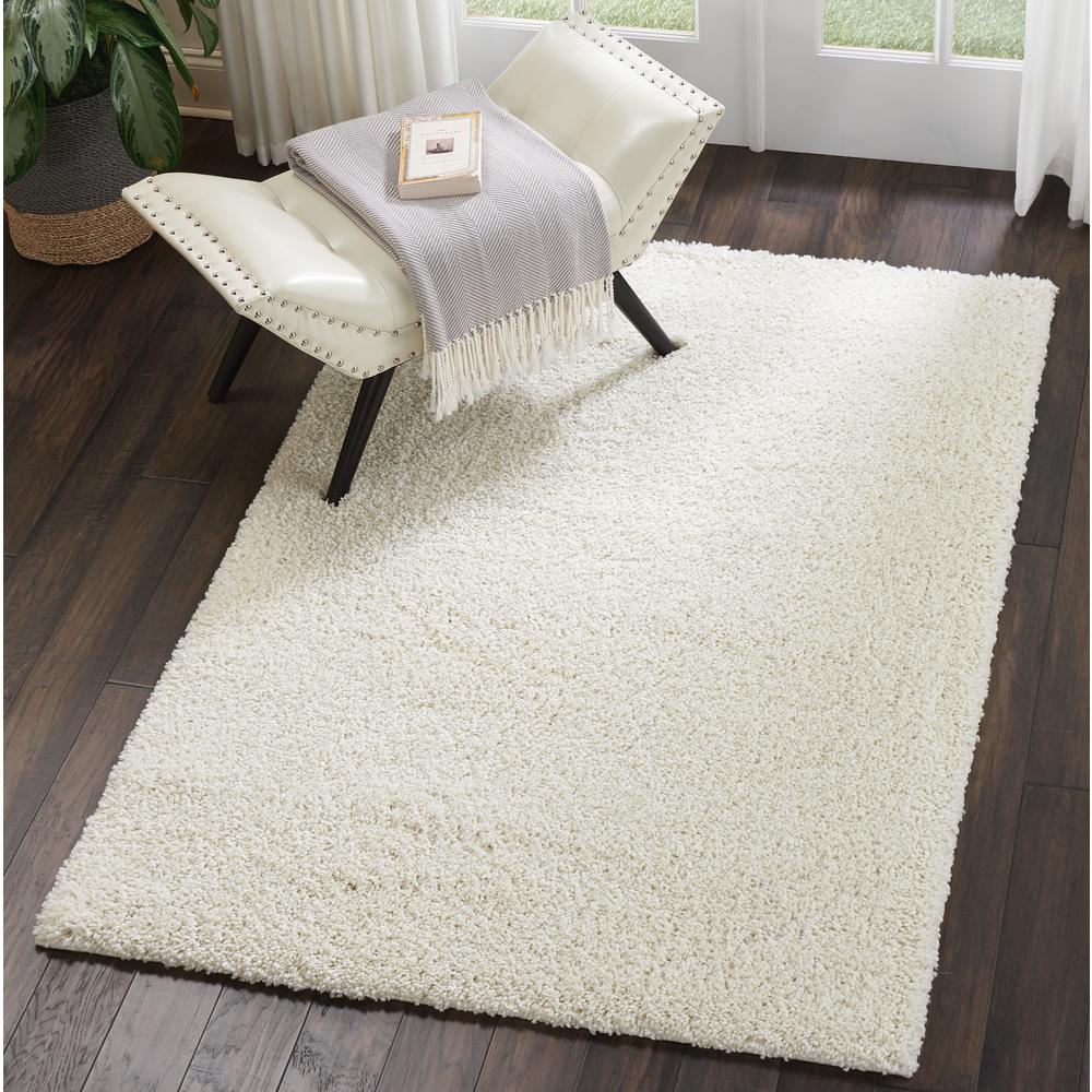 Shag Rectangle Area Rug, 4' x 6'. Picture 5