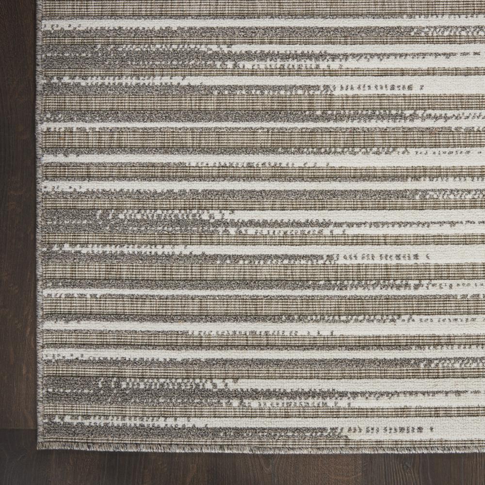 CLA01 Calobra Lt Grey Area Rug- 4' x 6'. Picture 4