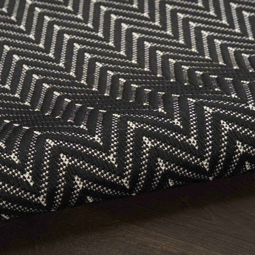 Nourison Home Horizon Indoor/Outdoor Area Rug. Picture 3