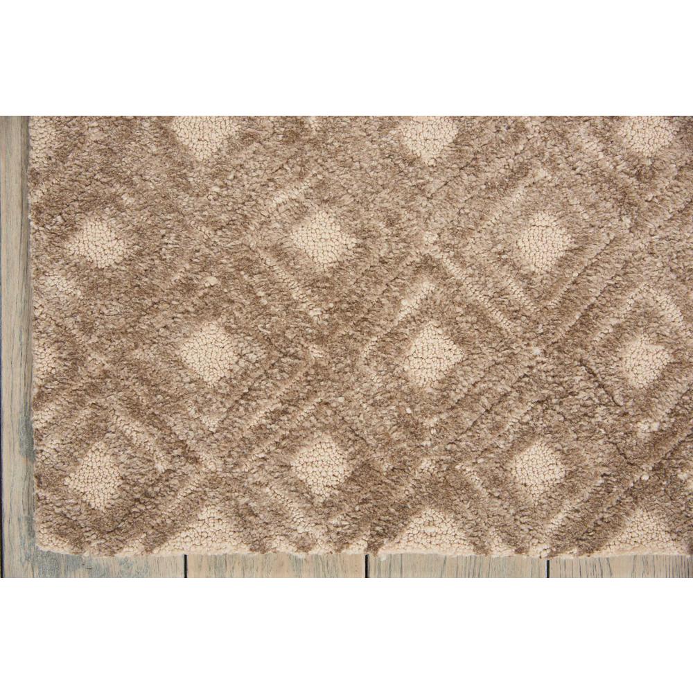 Modern Deco Area Rug, Taupe, 5'3" x 7'4". Picture 2