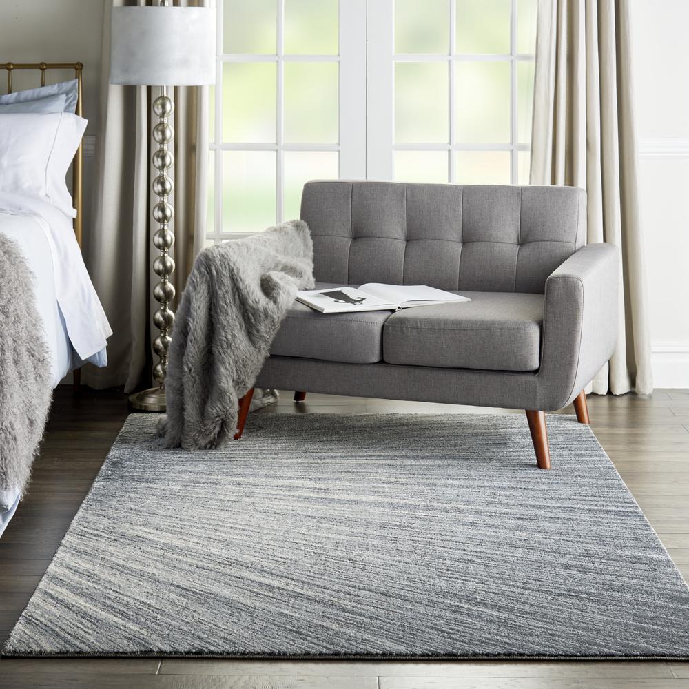 Modern Rectangle Area Rug, 4' x 6'. Picture 2