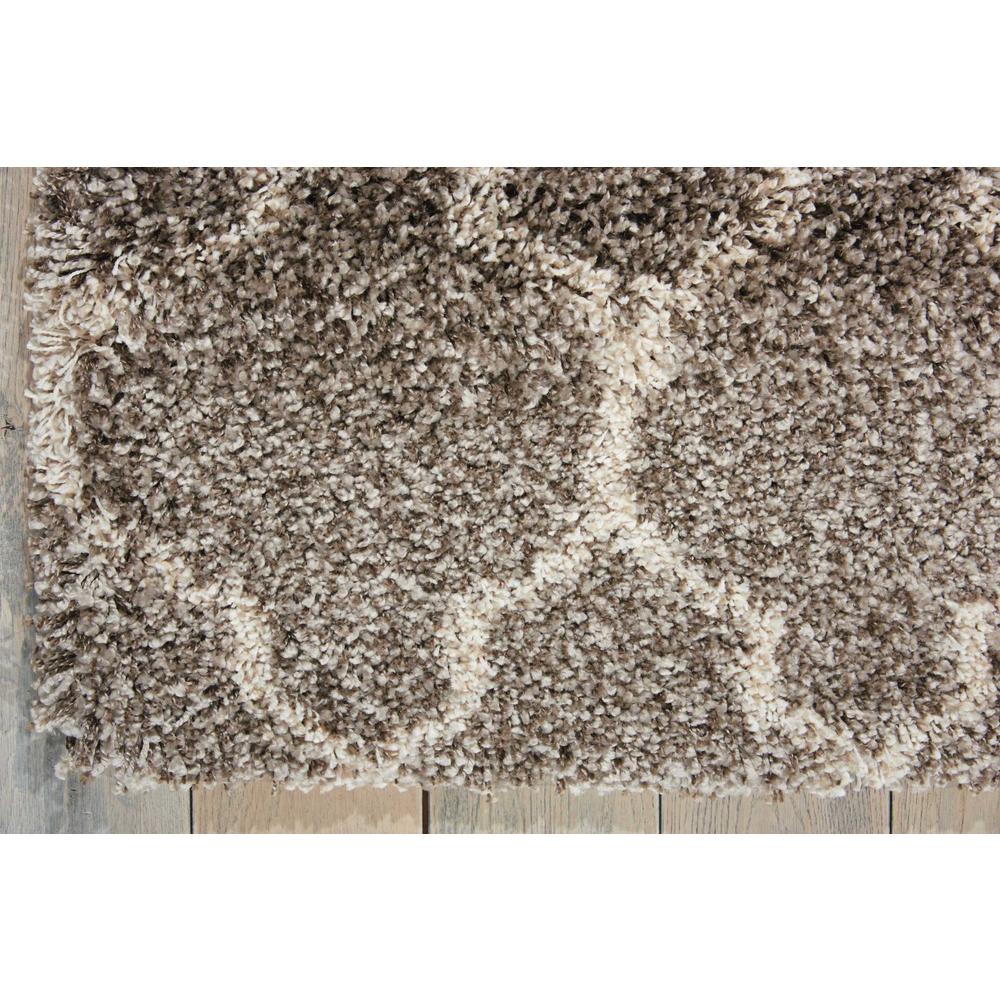 Amore Area Rug, Stone, 3'2" x 5'. Picture 3