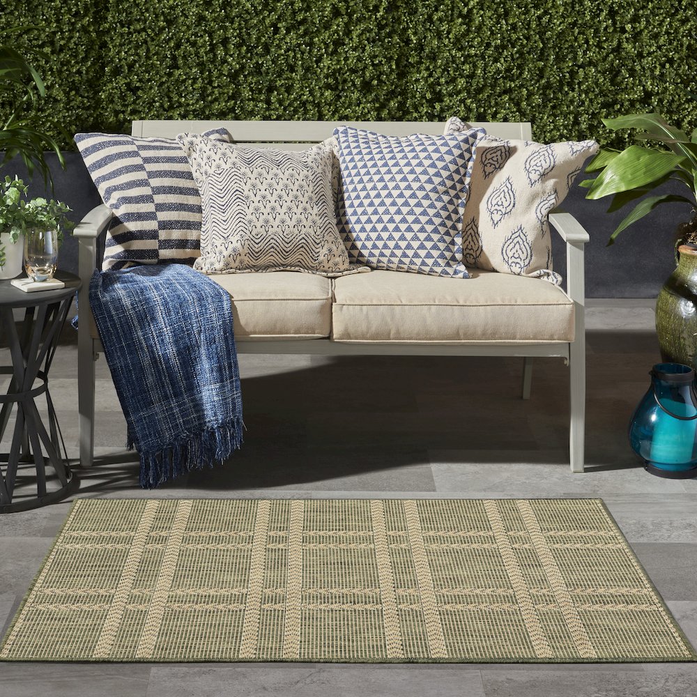 Nourison Home Horizon Indoor/Outdoor Area Rug. Picture 2